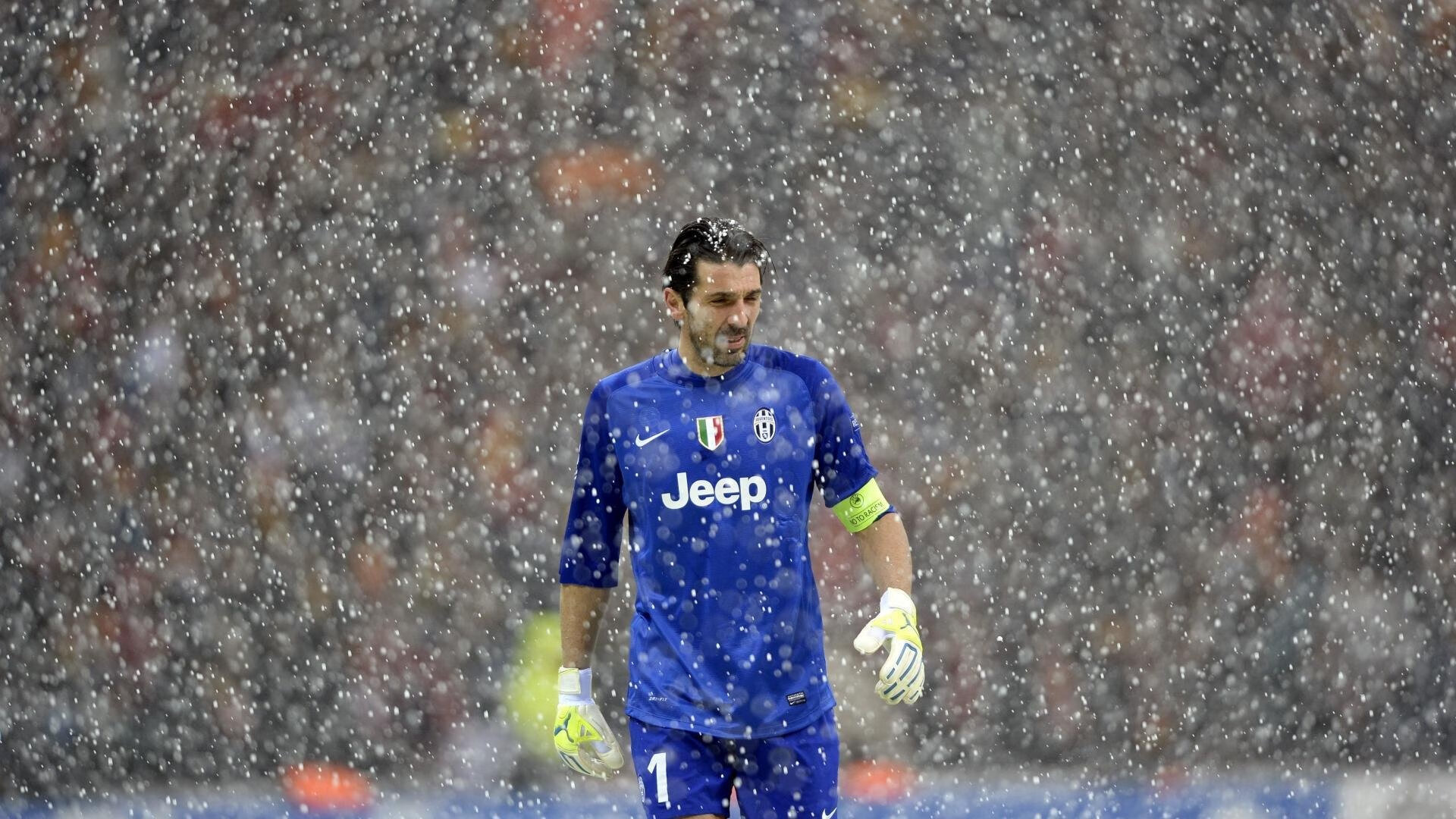 欧锦赛资格赛战况激烈，错失机会会让球队蒙羞，欧锦赛比赛规则