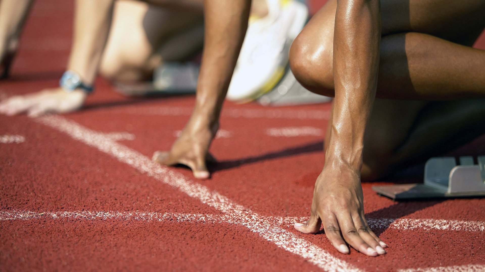 青少年电竞职业路径多样化,丰富未来就业空间,电竞业对青少年的影响